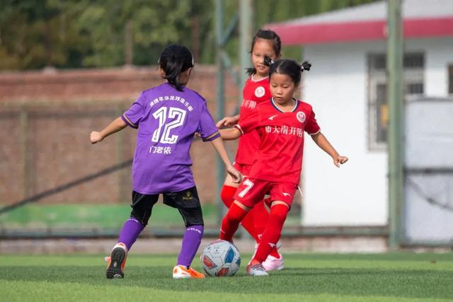 骑士擒黄蜂豪取开季15连胜 火箭大胜公牛5连胜